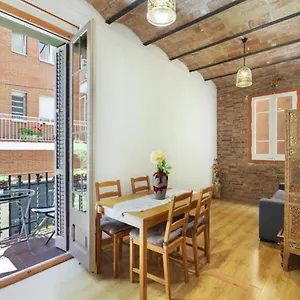 Great In Sagrada Familia With Balcony Appartamento Barcellona
